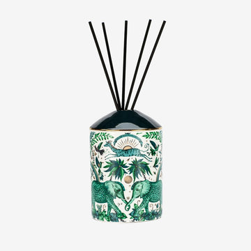 Available now at Chambers Design is this Emma J Shipley - Zambezi design diffuser. Bone china vessel with real gold details; Created in collaboration with fragrance experts Bahoma in London.