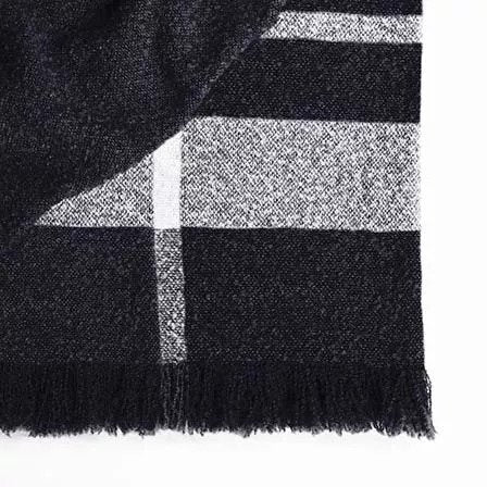 weave spruce throw onyx